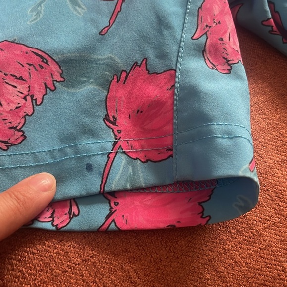 Men's Lined Swim Trunks 2-in-1 Swim Suit | Medium | Floral Pattern | 30 - 32 - Picture 3 of 7